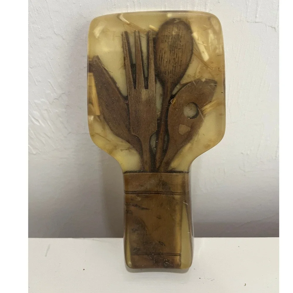 N/A vintage lucite